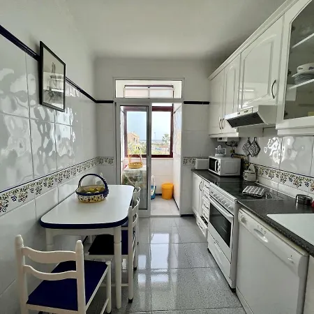 Apartment Elegant With Pool By Homing Quarteira