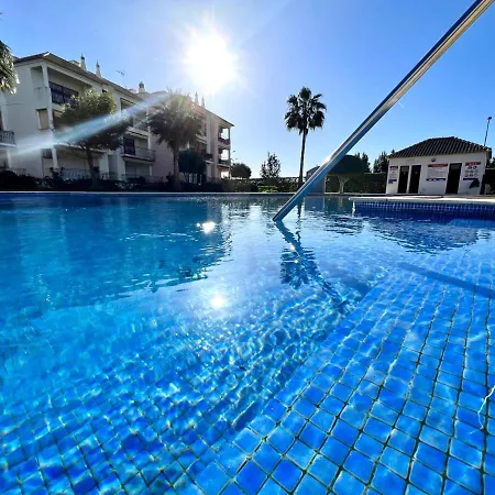 Elegant With Pool By Homing