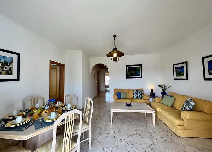 Elegant With Pool By Homing Apartment Quarteira